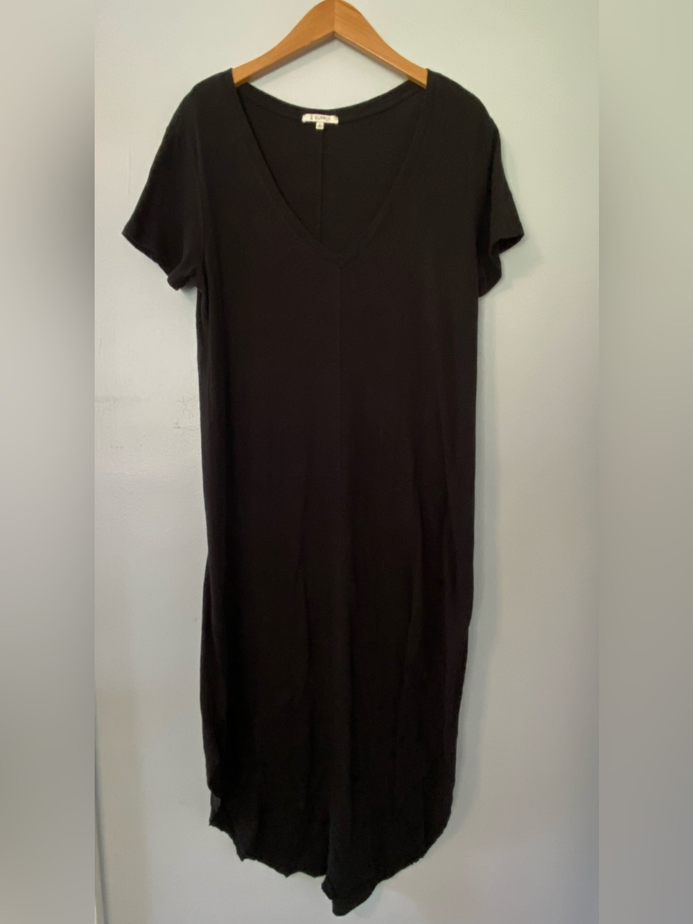 Z Supply Black 100% Cotton V Neck Short Sleeve Midi Dress Size L, good condition